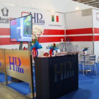 hpm-lamiera-2023-stand-fondazione-marco-simoncelli-sic-squadra-corse-58-made-in-italy (1)